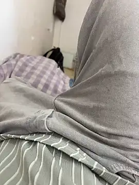 ravirishi1122 online show from April 2026 03:22:01 AM