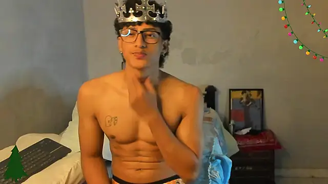 Snapshot of Ivano_joness chatting on December 2024 02:42:02 PM Ivano joness online show from December 2024 02:42:02 PM