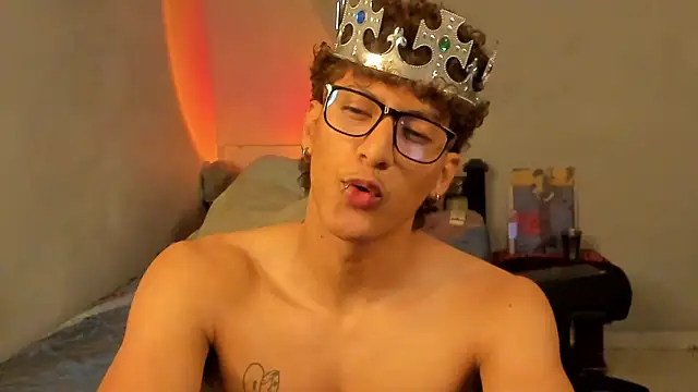 Snapshot of Ivano_joness chatting on January 2025 12:04:02 PM Ivano joness online show from January 2025 12:04:02 PM