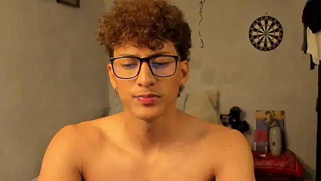 Snapshot of Ivano_joness chatting on January 2025 03:36:02 AM Ivano joness online show from January 2025 03:36:02 AM