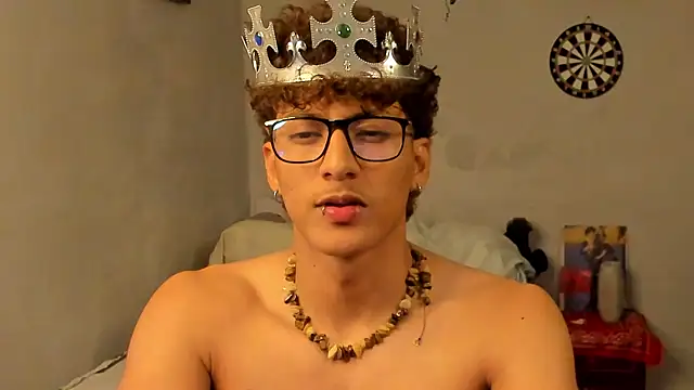 Snapshot of Ivano_joness chatting on January 2025 06:24:01 AM Ivano joness online show from January 2025 06:24:01 AM