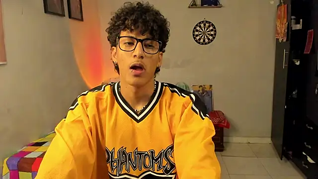 Snapshot of Ivano_joness chatting on March 2025 05:28:02 PM Ivano joness online show from March 2025 05:28:02 PM