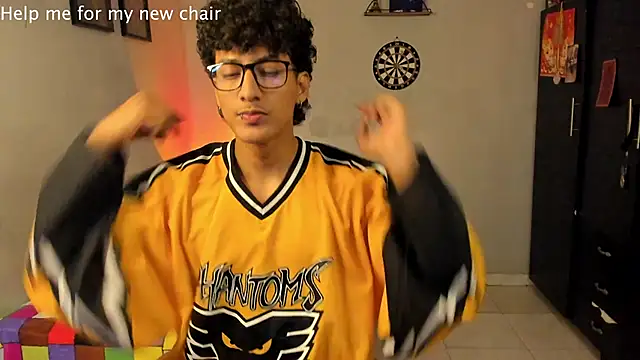 Snapshot of Ivano_joness chatting on March 2025 06:16:01 AM Ivano joness online show from March 2025 06:16:01 AM