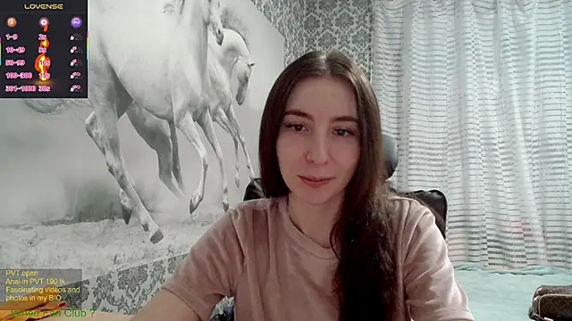 Wowpornoo online show from February 2025 05:07:01 PM