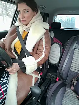 MooonReal online show from January 2025 02:51:01 AM