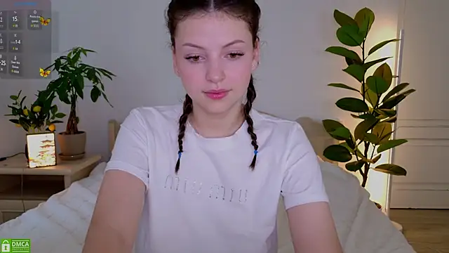 pusichka online show from October 2025 07:07:01 AM