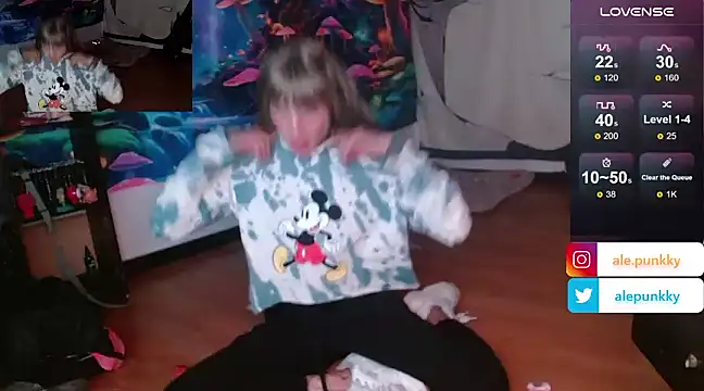 charlotbelucci  online show from February 2025 11:22:01 PM