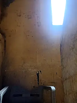 Snapshot of ListedLoin chatting on February 2025 09:35:02 AM ListedLoin online show from February 2025 09:35:02 AM