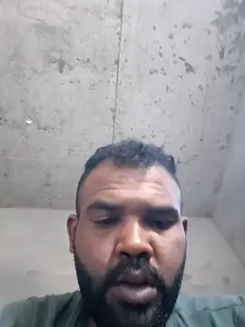 Snapshot of ListedLoin chatting on October 2025 06:23:01 AM ListedLoin online show from October 2025 06:23:01 AM