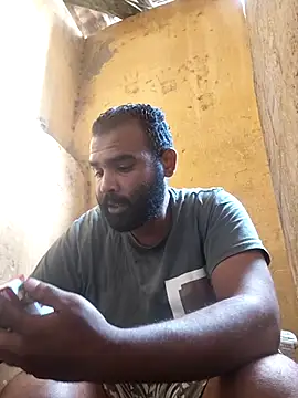 Snapshot of ListedLoin chatting on November 2025 01:33:02 PM ListedLoin online show from November 2025 01:33:02 PM