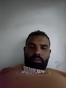 Snapshot of ListedLoin chatting on November 2025 12:16:01 PM ListedLoin online show from November 2025 12:16:01 PM