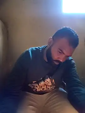 Snapshot of ListedLoin chatting on November 2025 02:52:02 PM ListedLoin online show from November 2025 02:52:02 PM