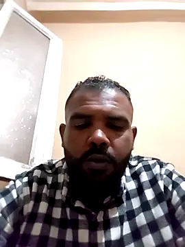 Snapshot of ListedLoin chatting on November 2025 08:01:01 PM ListedLoin online show from November 2025 08:01:01 PM