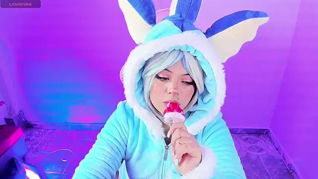 Ahri Elderwood online show from September 2025 05:09:02 AM