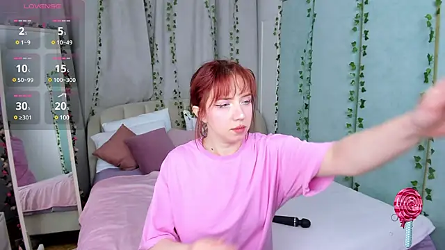 Love is Lola online show from March 2025 01:13:01 AM