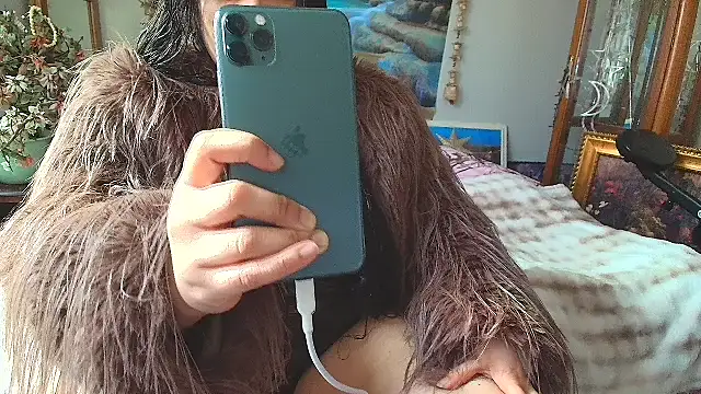 MelanieFawker online show from March 2025 04:44:02 PM