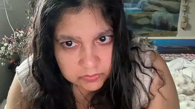 MelanieFawker online show from October 2025 02:57:02 PM