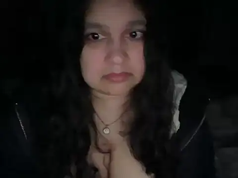 MelanieFawker online show from November 2025 04:00:01 AM