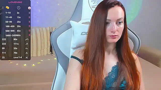 Snapshot of FlamyGold chatting on January 2025 12:57:02 AM FlamyGold online show from January 2025 12:57:02 AM