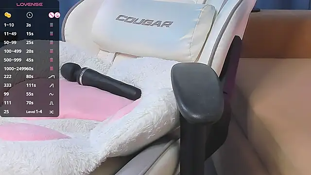 Snapshot of FlamyGold chatting on January 2025 03:27:02 AM FlamyGold online show from January 2025 03:27:02 AM