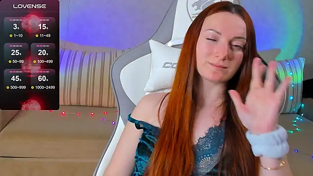 Snapshot of FlamyGold chatting on October 2025 12:31:01 PM FlamyGold online show from October 2025 12:31:01 PM