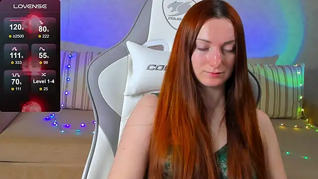 Snapshot of FlamyGold chatting on October 2025 12:36:01 AM FlamyGold online show from October 2025 12:36:01 AM