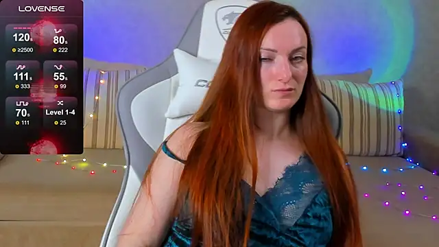 Snapshot of FlamyGold chatting on October 2025 12:06:01 PM FlamyGold online show from October 2025 12:06:01 PM