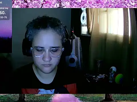 lolalicious 758 online show from September 2025 01:46:01 PM