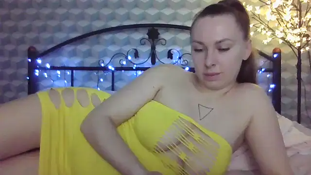  Leslyy Solo 1 online show from January 2025 01:05:01 PM