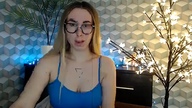  Leslyy Solo 1 online show from October 2025 06:19:02 PM