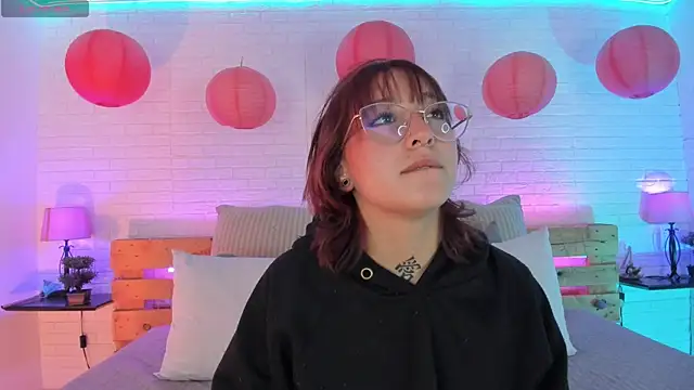 sofi bakerr online show from February 2025 11:33:02 AM