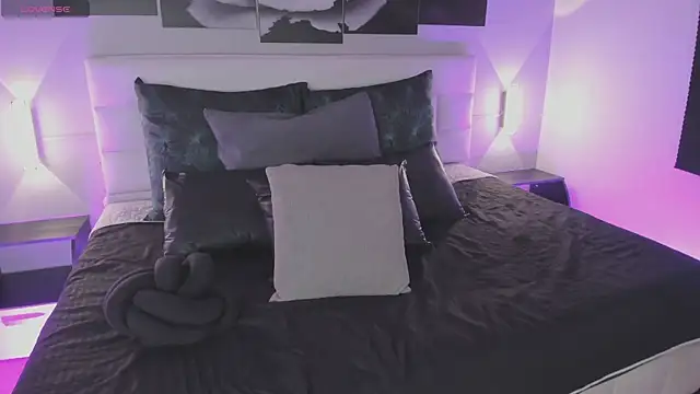 sofi bakerr online show from October 2025 11:39:02 AM