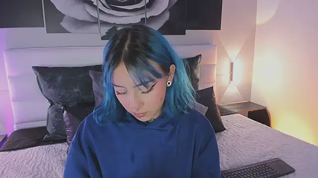 sofi bakerr online show from December 2025 11:39:02 AM