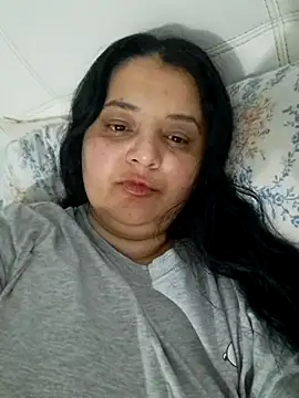 sarahhh1987 online show from March 2026 04:57:01 PM