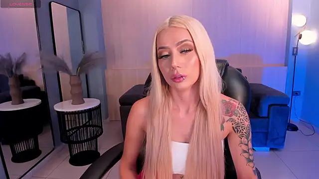 HannaConnor  online show from February 2025 07:58:01 PM