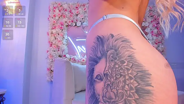 HannaConnor  online show from March 2025 11:16:02 PM