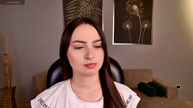 AliceHarper  online show from January 2025 03:26:01 AM