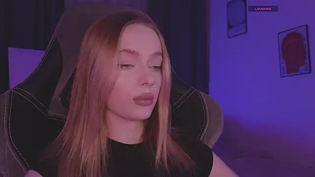  MayShy  online show from September 2025 09:58:01 PM