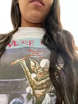 Snapshot of Salome_golvert chatting on December 2024 05:43:01 PM Salome golvert online show from December 2024 05:43:01 PM