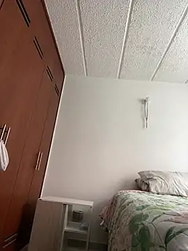 Snapshot of Salome_golvert chatting on December 2024 02:17:02 PM Salome golvert online show from December 2024 02:17:02 PM