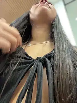 Snapshot of Salome_golvert chatting on January 2025 09:05:02 PM Salome golvert online show from January 2025 09:05:02 PM