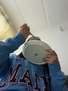 Snapshot of Salome_golvert chatting on February 2025 09:20:02 PM Salome golvert online show from February 2025 09:20:02 PM