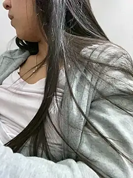 Snapshot of Salome_golvert chatting on February 2025 12:38:02 AM Salome golvert online show from February 2025 12:38:02 AM