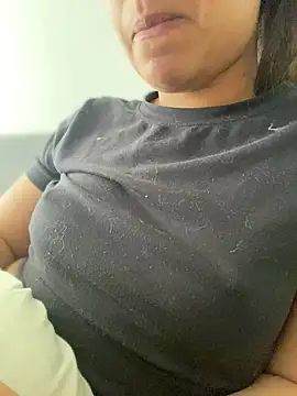 Snapshot of Salome_golvert chatting on March 2025 07:56:01 PM Salome golvert online show from March 2025 07:56:01 PM