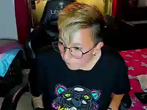 Sexyboy 666 online show from March 2025 04:13:02 PM