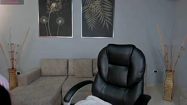 AnaisNin online show from September 2025 02:37:02 AM