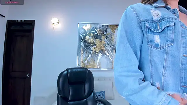 AnaisNin online show from September 2025 03:22:01 AM