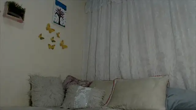 sharloth x18 online show from October 2025 12:16:02 PM