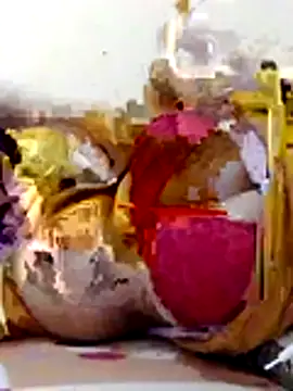 NadinBella online show from November 2025 10:04:02 AM