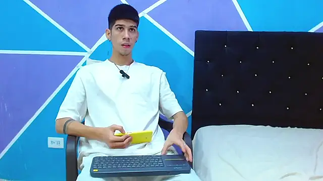 jhony-sex online show from January 2025 06:31:02 AM